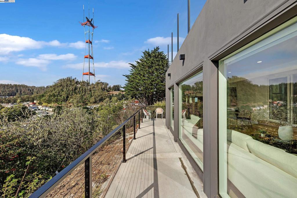 MIDTOWN TERRACE - Residential
