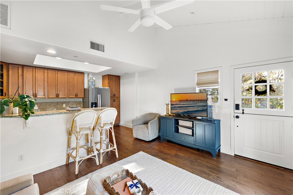 1315 Dunning Drive B