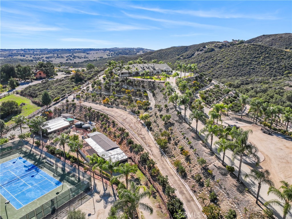 35751 Avenida La Cresta