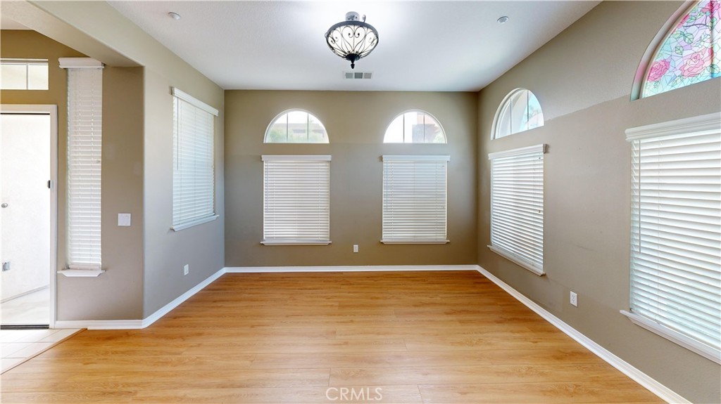 4322 Waterside Lane