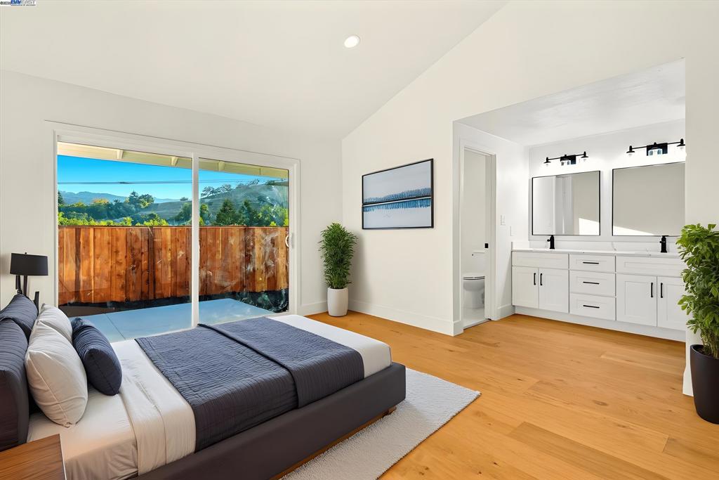 SADDLERIDGE - Residential