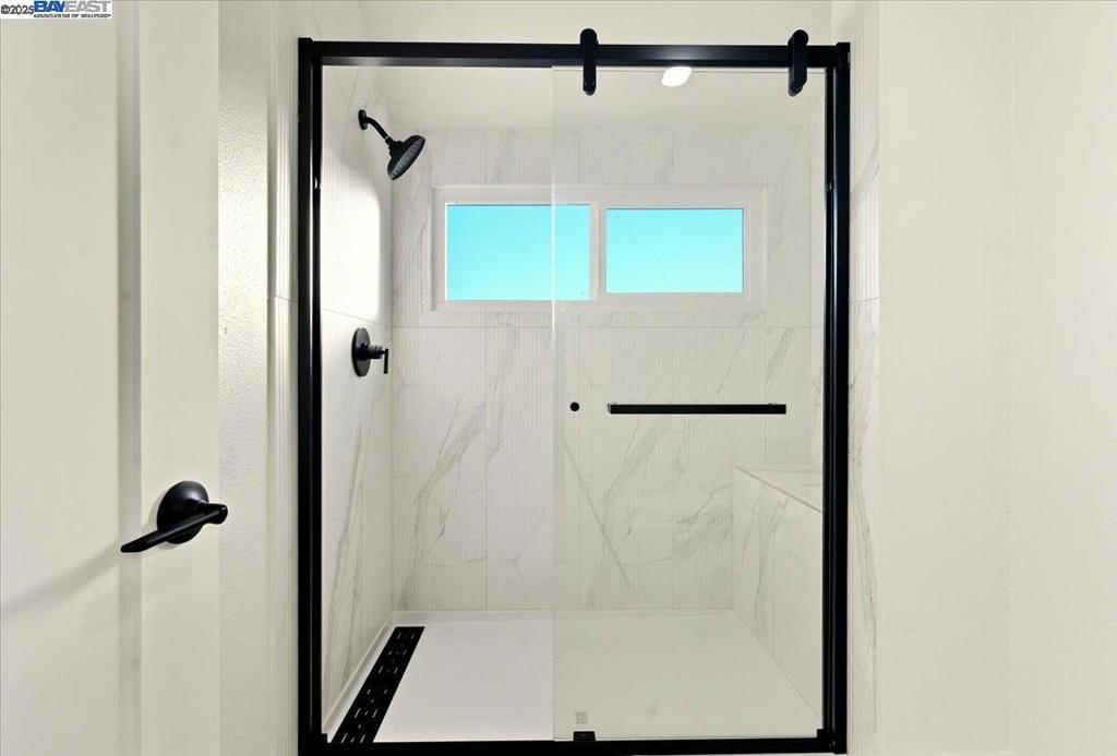 SADDLERIDGE - Residential