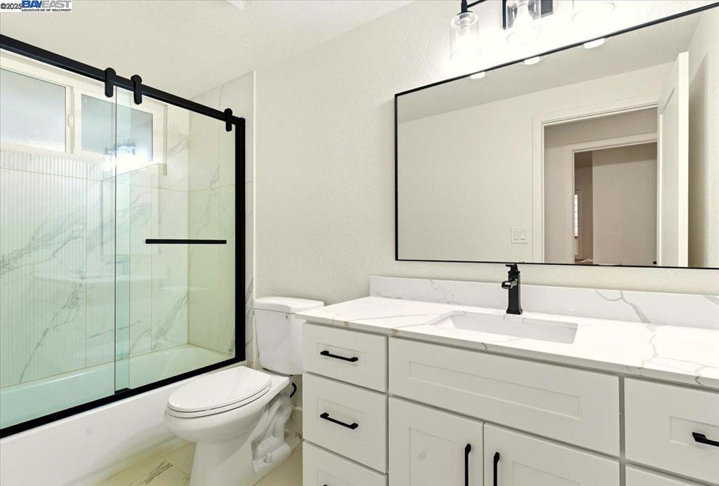 SADDLERIDGE - Residential