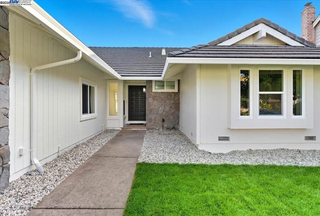 SADDLERIDGE - Residential