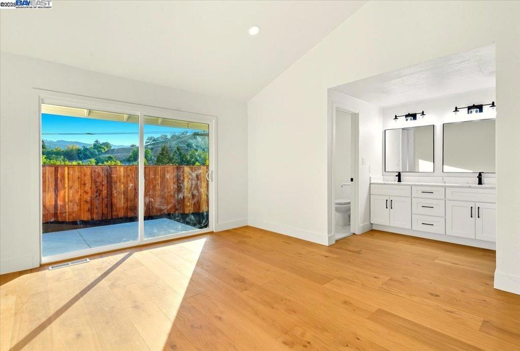 SADDLERIDGE - Residential