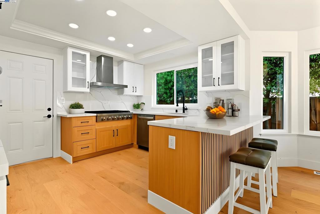 SADDLERIDGE - Residential