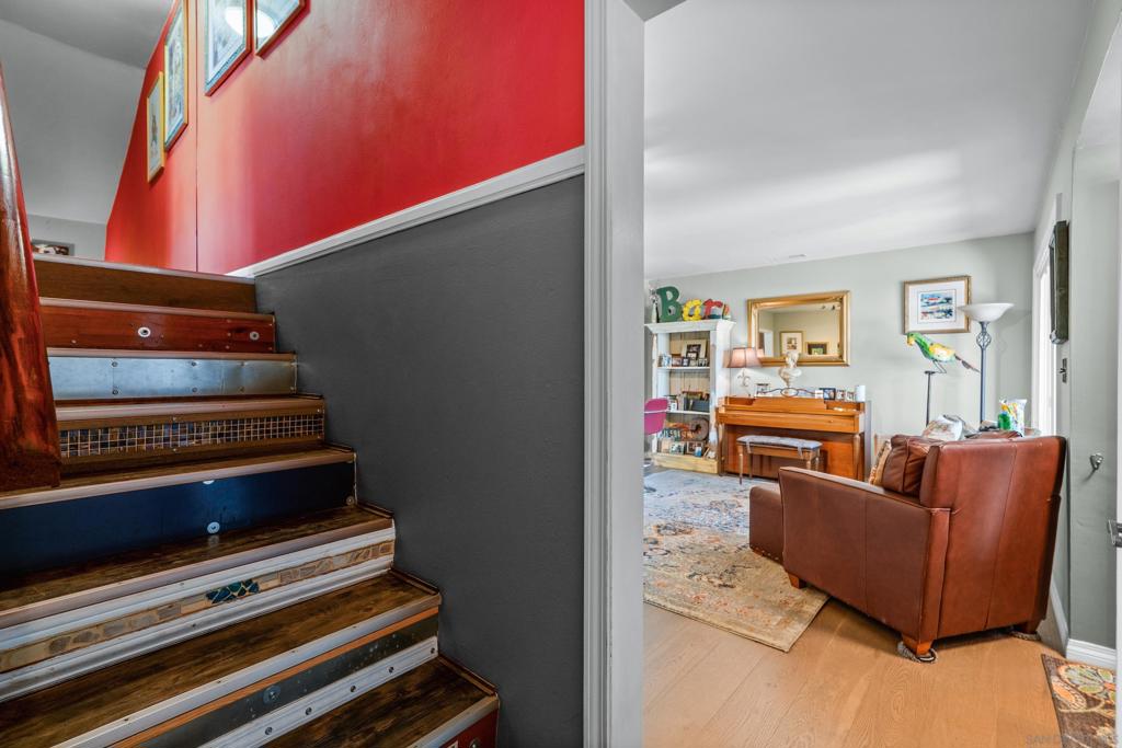 La Mesa - Residential