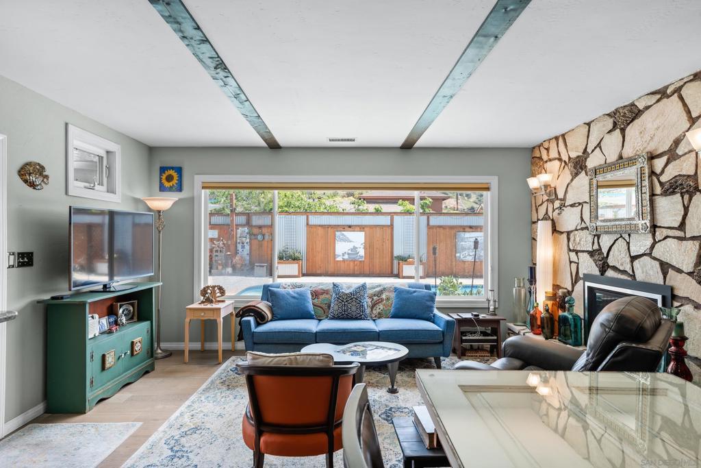 La Mesa - Residential