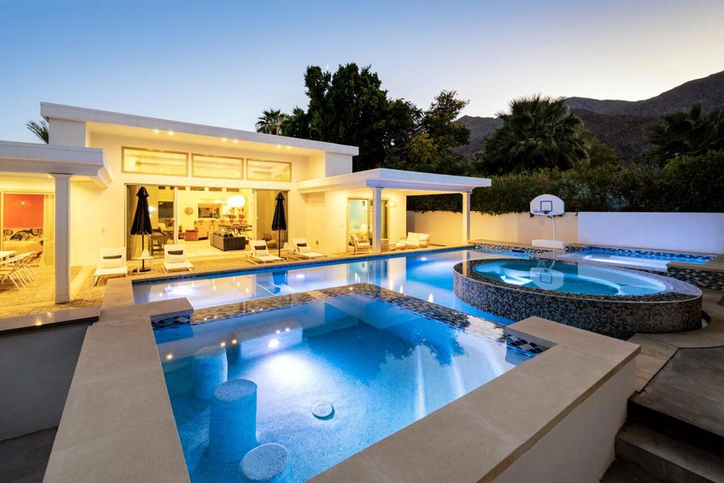 Tahquitz River Estat - Residential