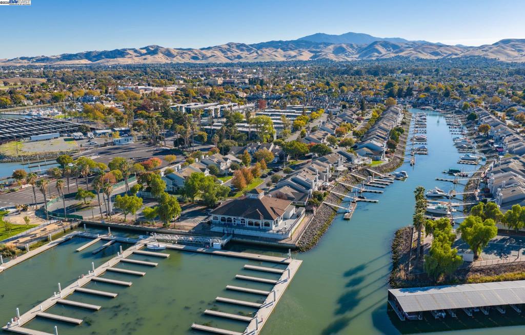 MARINA PARK - Residential