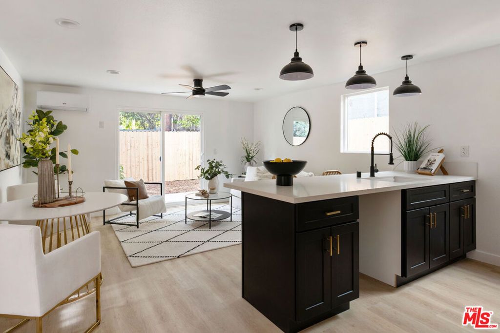 Photo of 1191 Crenshaw Boulevard, Los Angeles, CA 90019 (MLS # 26670699)