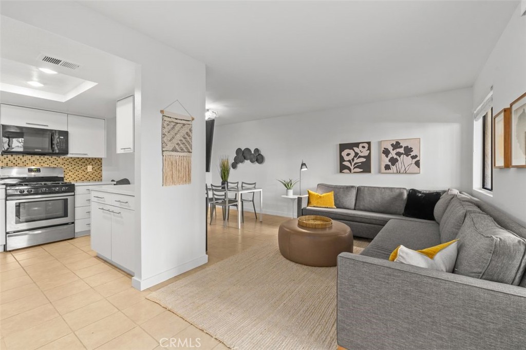 Villa Mira (VM) - Residential Lease