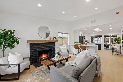 Photo of 23342 Via Burriana, Mission Viejo, CA 92691 (MLS # OC25261182)