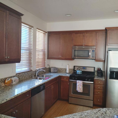 Photo of 1875 CHAMPAGNE CT Ct, Chula Vista, CA 91913 (MLS # 220017137SD)