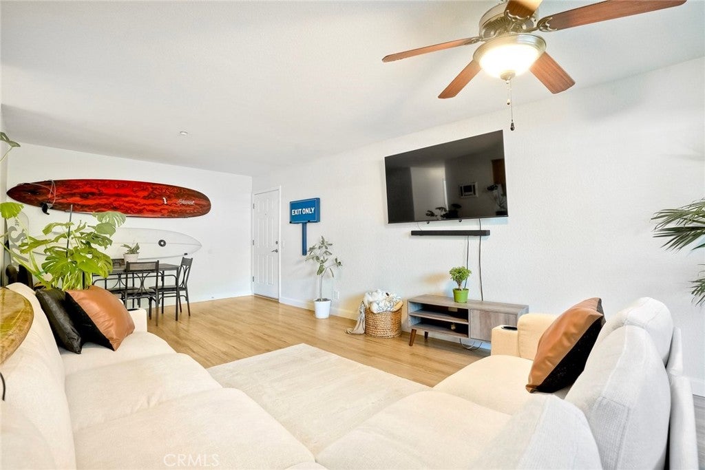 615 Fredricks 175