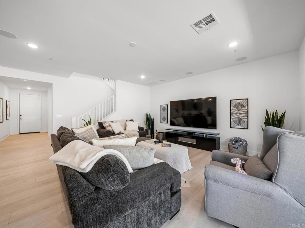 35335 Ponderosa Pl