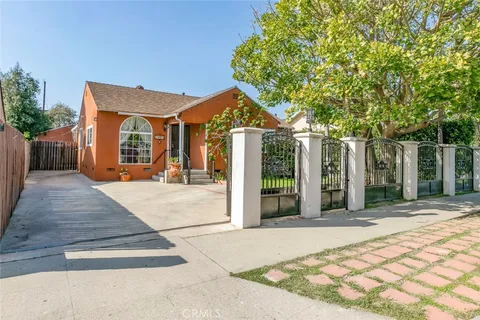 7419 Kraft, North Hollywood, CA 91605 - MLS#: BB25256700