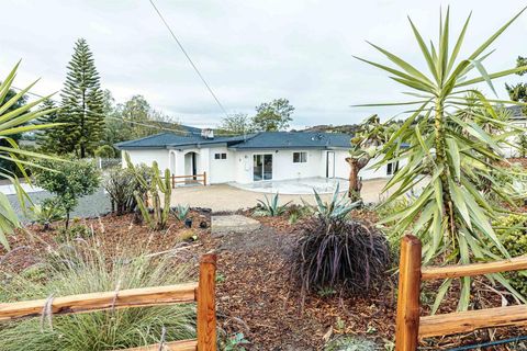 3781 Buena Creek Rd Vista CA 92084