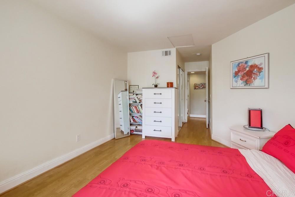 Village Walk (VLWK) - Residential