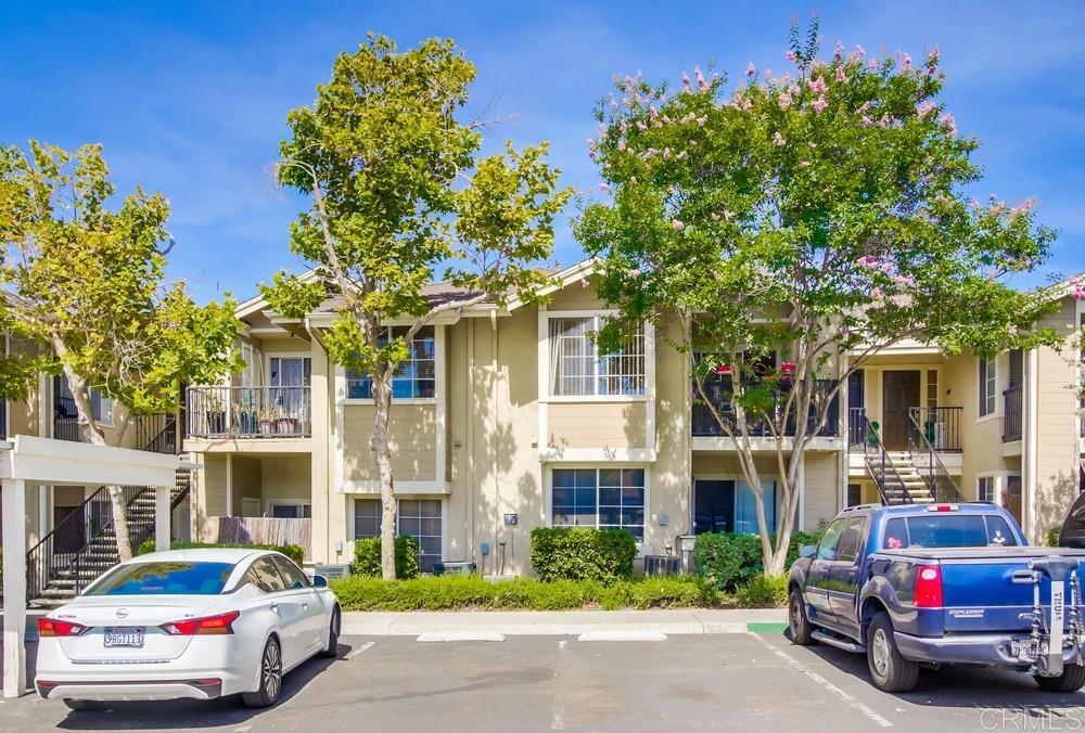 Village Walk (VLWK) - Residential