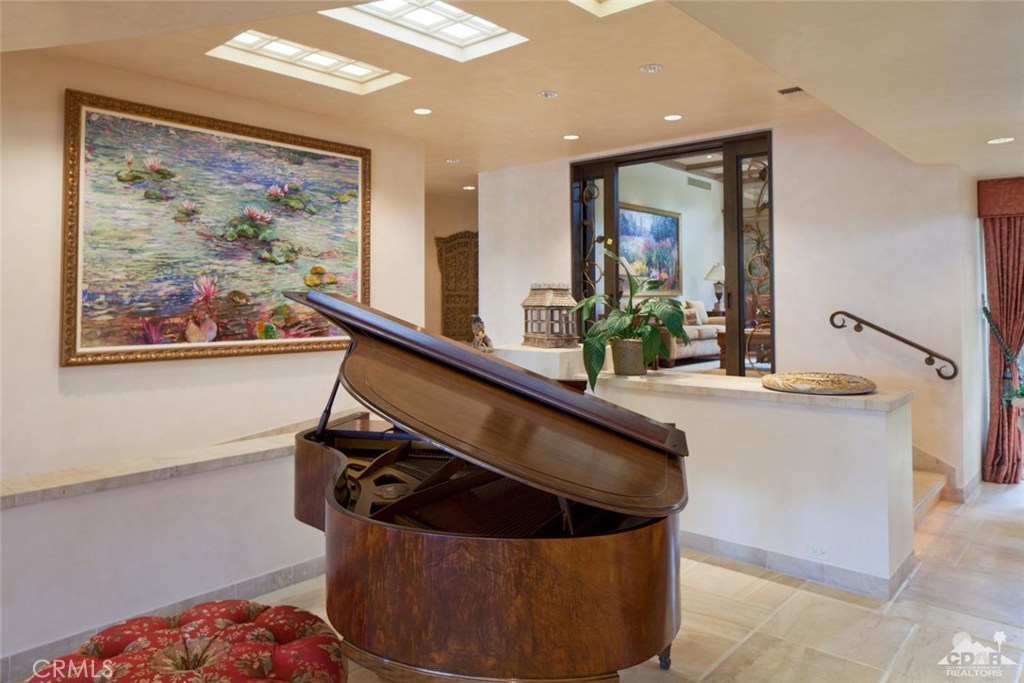 Vintage Country Club - Residential