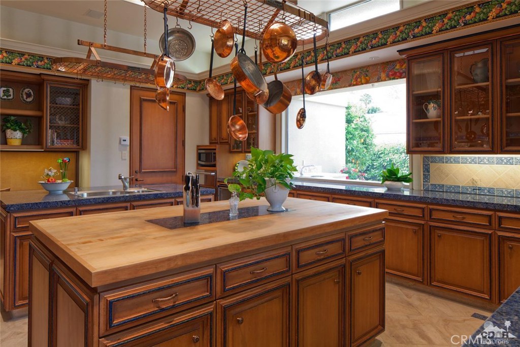 Vintage Country Club - Residential