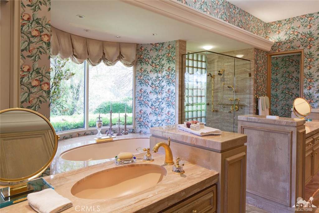 Vintage Country Club - Residential