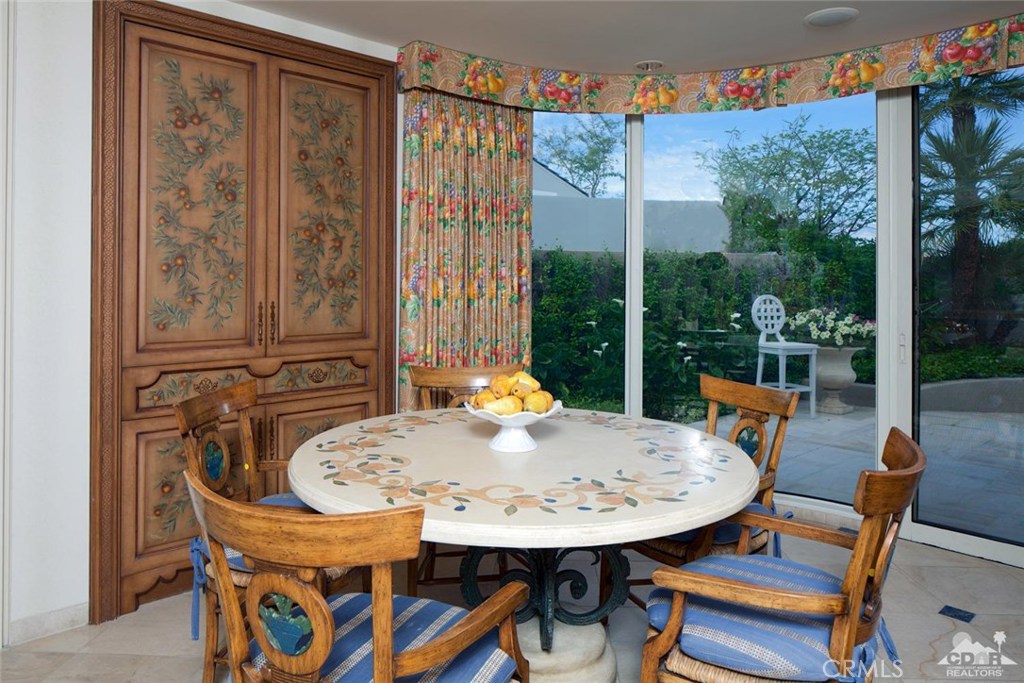 Vintage Country Club - Residential