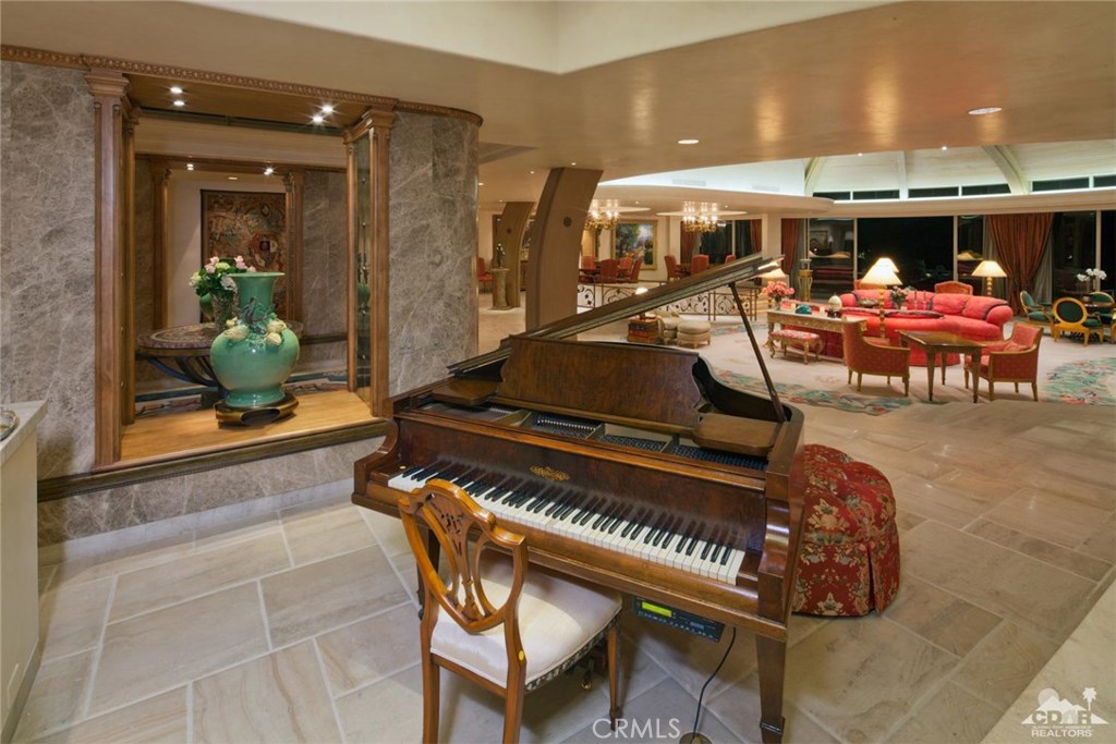 Vintage Country Club - Residential