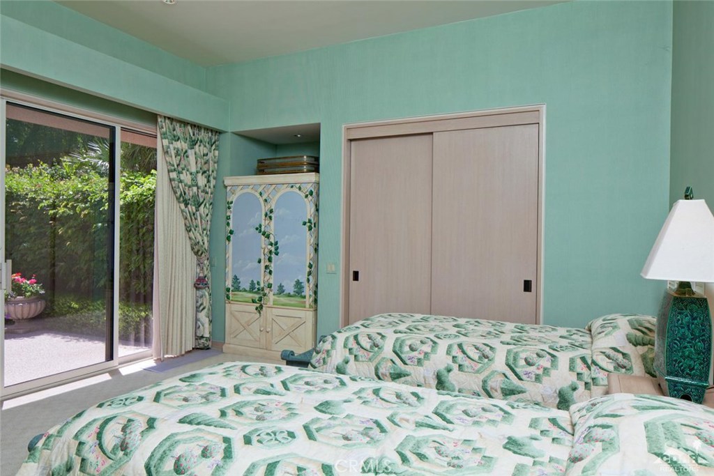 Vintage Country Club - Residential