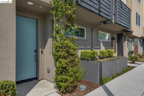 Photo of 2229 Myrtle ST, Oakland, CA 94607 (MLS # 41150483)