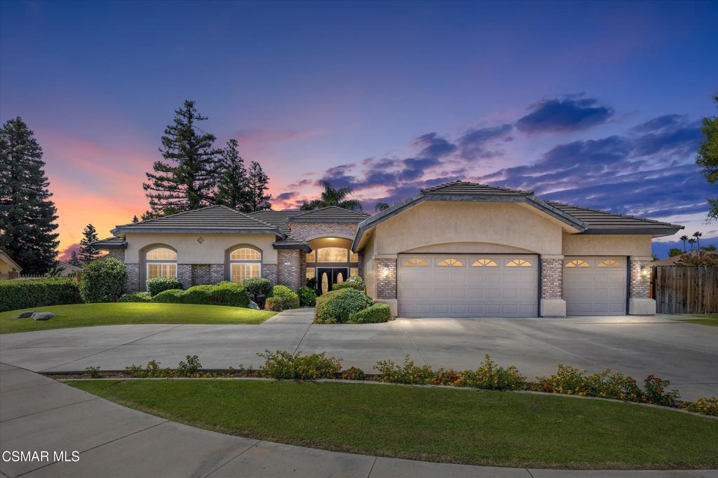 Stunning single-story in Seven Oaks! This 4 bed, 2.5 bath home (2,922 sq ft) on a .28-acre corner lot shows like a model. Highlights include high ceilings, hardwood floors, granite counters, Jenn-Air stove, recessed lighting, shutters on dual-pane windows, and surround sound inside & out. Updates include dual A/C units (2025), dual water heaters (2018), newer fence, and brand-new spa cover. The primary suite is a private retreat with backyard access. Enjoy a covered patio with misters, a ceiling fan, and a built-in jacuzzi--perfect for entertaining. Professional photos coming soon!