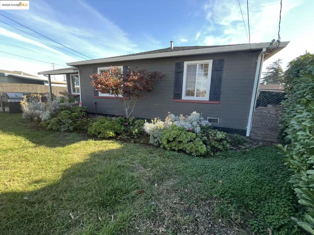 EAST OAKLAND - Residential Income