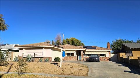 Photo of 44554 15th St W, Lancaster, CA 93534 (MLS # SR25259569)