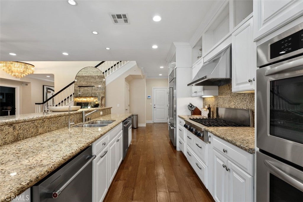 18 Rue Grand Vallee, Newport Beach CA 92660 - Photo 6