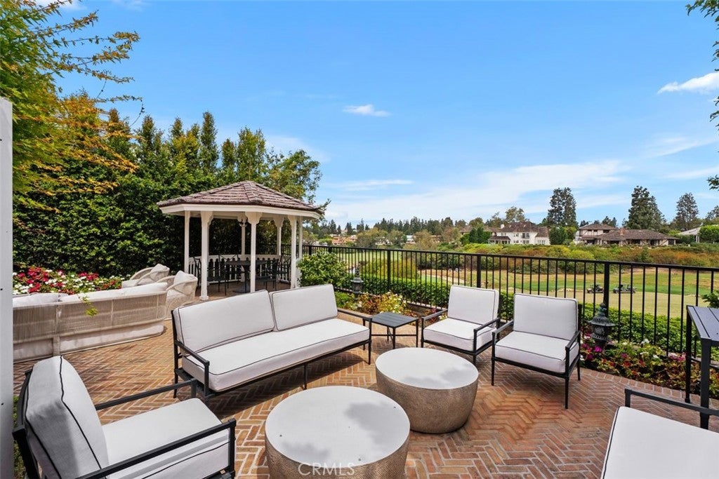 18 Rue Grand Vallee, Newport Beach CA 92660 - Photo 15