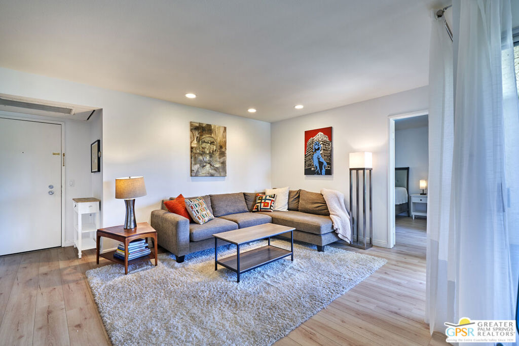 1500 S Camino Real 306A