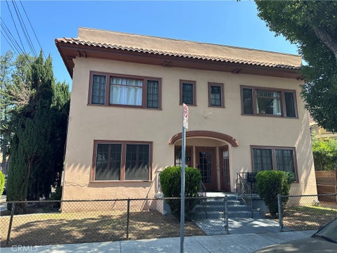 Photo of 2134 Magnolia AVE, Los Angeles, CA 90007 (MLS # CV26180194)