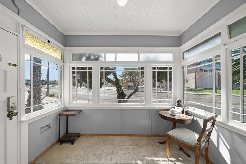 310 North Pacific Coast Highway