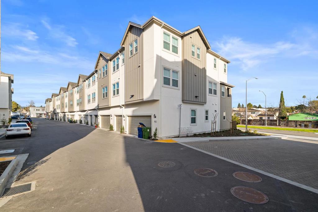 Northridge Avenue