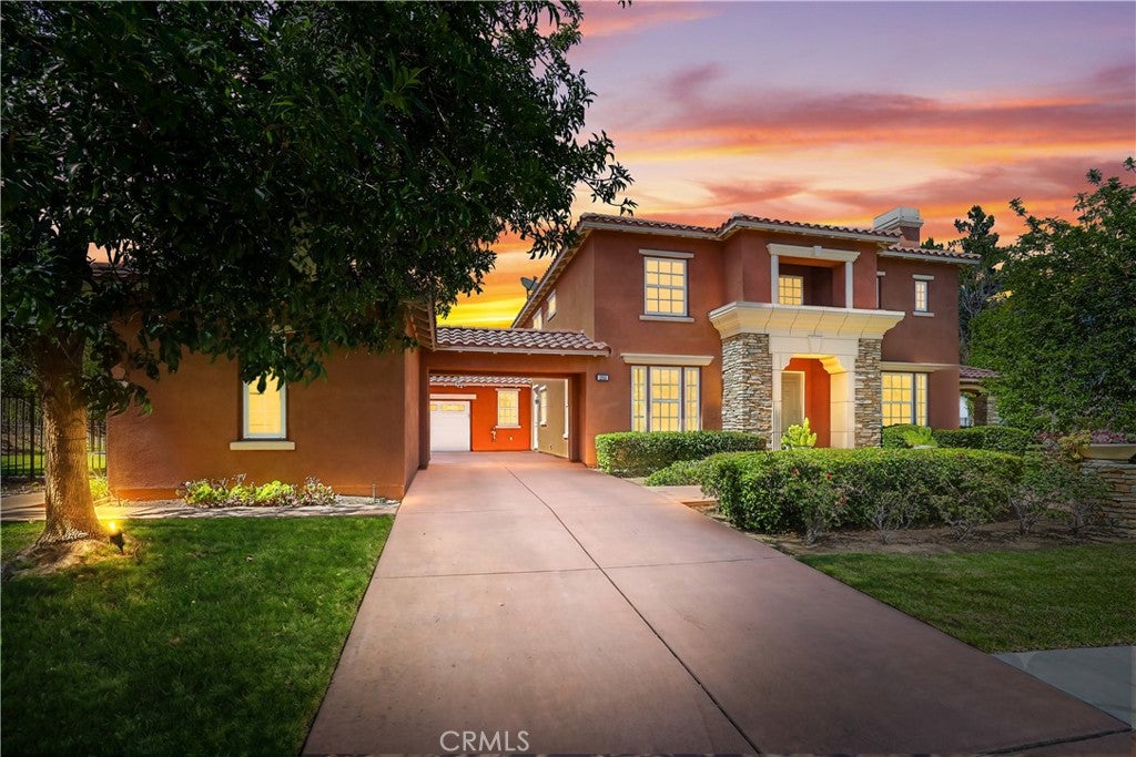 1055 Lowry Ranch