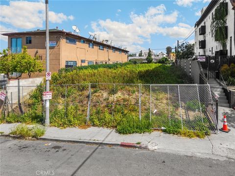 Photo of 2113 W Court Street, Los Angeles, CA 90026 (MLS # PW26067979)