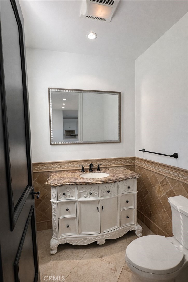 258 Santa Isabel Avenue