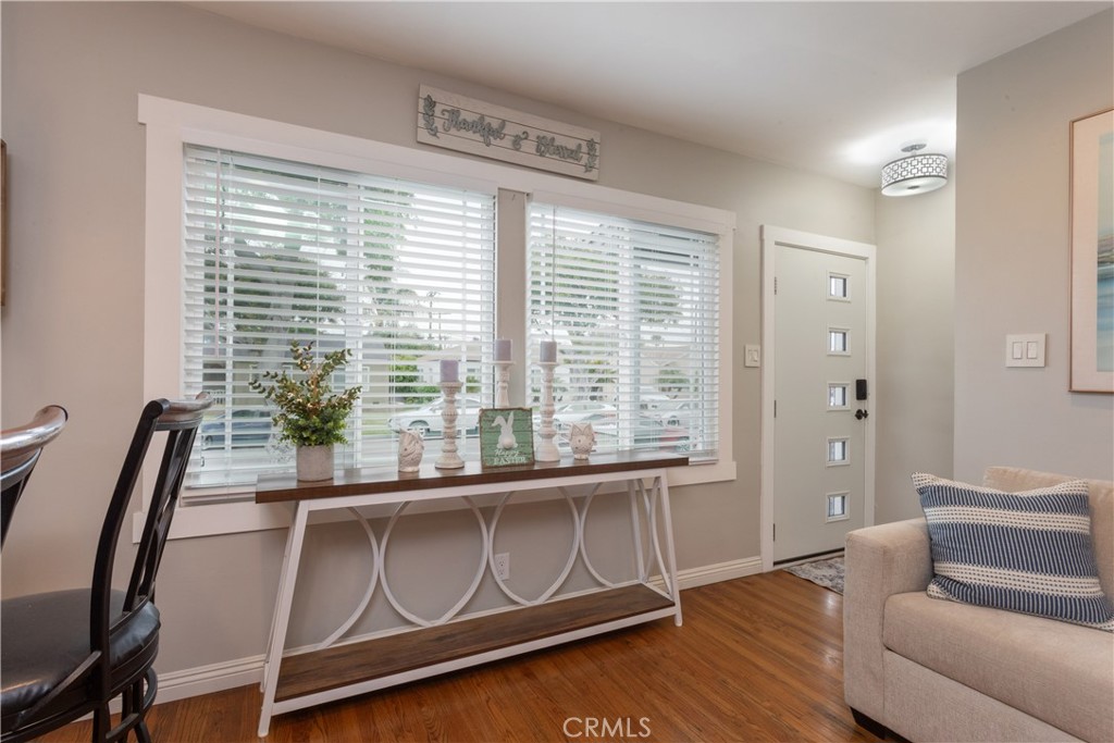 7412 Lindsey Ave.