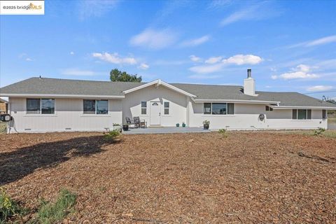 Photo of 3164 Bixler Rd Rd, Brentwood, CA 94513 (MLS # 41109918) Photo of 3164 Bixler Rd Rd, Brentwood, CA 94513 (MLS # 41109918)