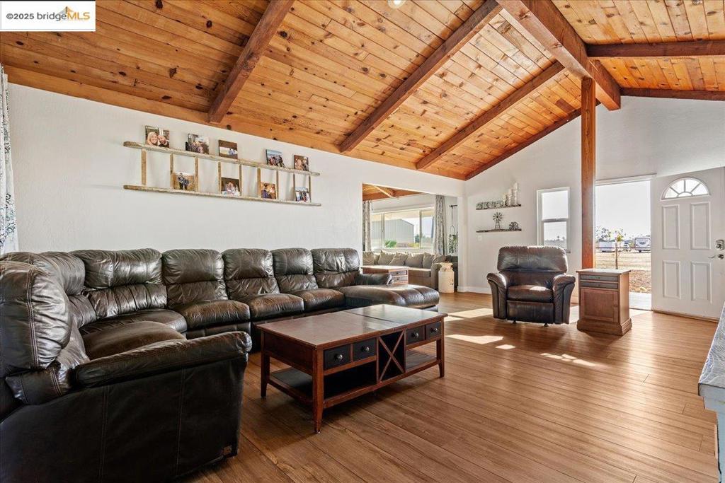 BRENTWOOD - Residential