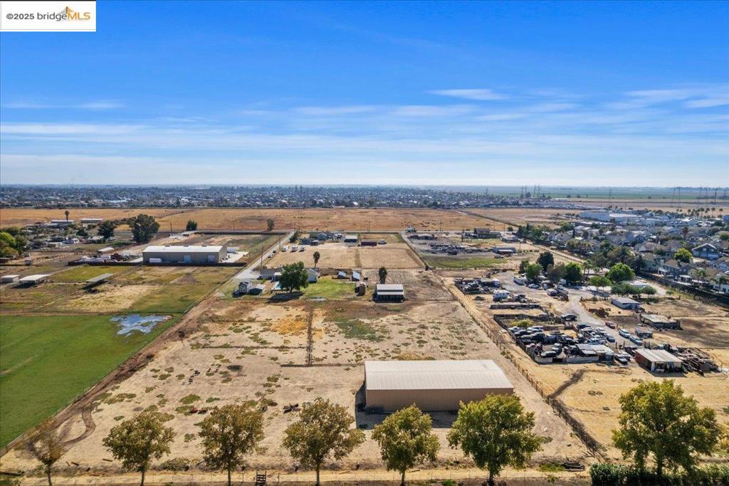 BRENTWOOD - Residential