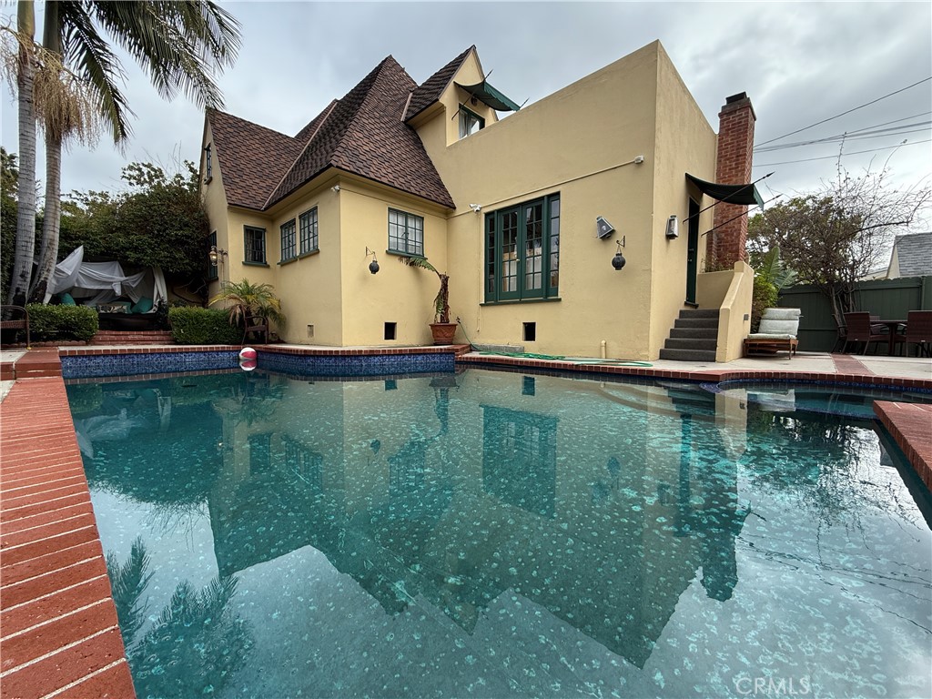 Fully Furnished 5-Bedroom Single-Family Home with Swimming Pool for Lease in Glendale! Welcome to 1149 Cordova Avenue, a beautifully updated and fully furnished 5-bedroom, 3-bathroom single-family home in the heart of Glendale, CA. This spacious property is the perfect blend of comfort, style, and convenience, ideal for families, professionals, or anyone looking for a luxurious and move-in-ready home.
Spacious Living Room with comfortable seating, perfect for relaxing or entertaining guests. Open-Concept Kitchen equipped with top-of-the-line appliances, ample counter space, and a breakfast bar. Separate Dining Area designed for family meals or hosting dinner parties. Hardwood Floors throughout the main living areas. Private Swimming Pool in the backyard, ideal for enjoying sunny California days or hosting outdoor gatherings. Large Backyard providing additional space for relaxation, gardening, or entertaining. Central Air Conditioning & Heating to keep you comfortable year-round.
Two-Car Garage with additional driveway parking. This home is located in a quiet and friendly Glendale neighborhood, offering easy access to top-rated schools, parks, shopping, dining, and major freeways. Enjoy all the conveniences of city living with the tranquility of a suburban setting. Contact us today to schedule a tour and see everything this beautiful property has to offer.