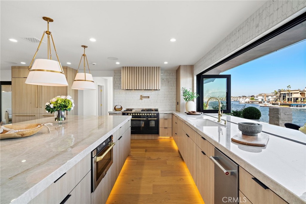 Humboldt Island (HHUM) - Residential