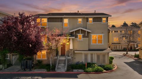 36083 Soapberry 12 Fremont CA 94536